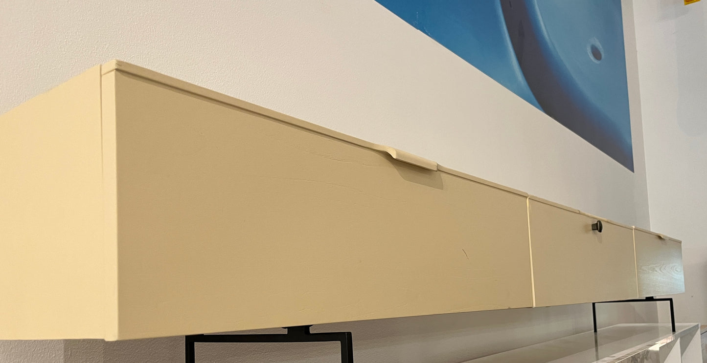 TV-konsol i trä - Ljusbeige