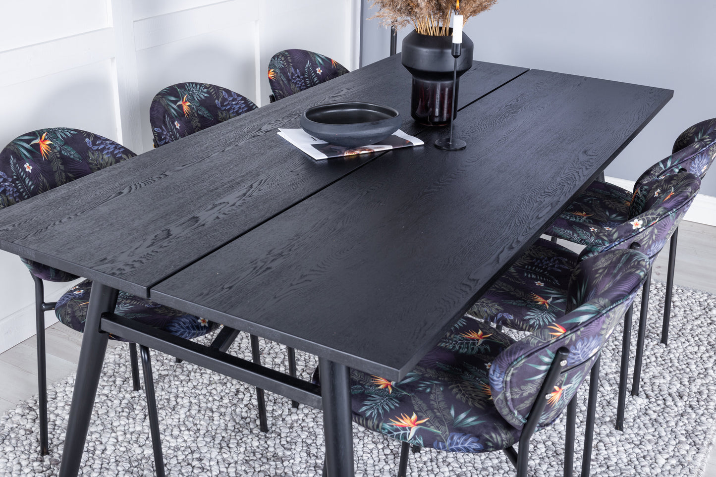 Sleek Matbord med Vault Stolarna Matgrupp
