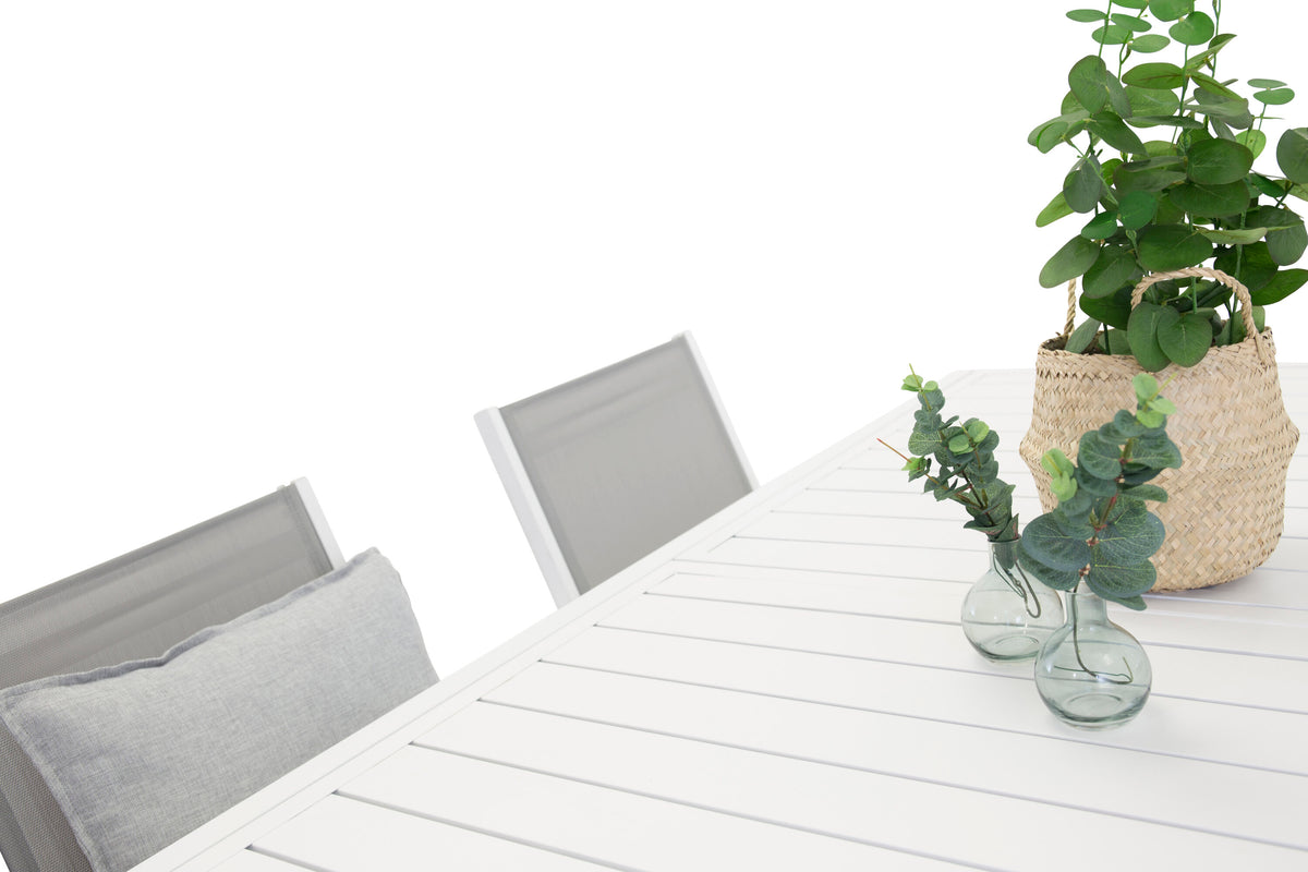 Marbella Matbord med Copacabana Stolarna – Bord: 74x160x100 Stol: 60,5x88x60
