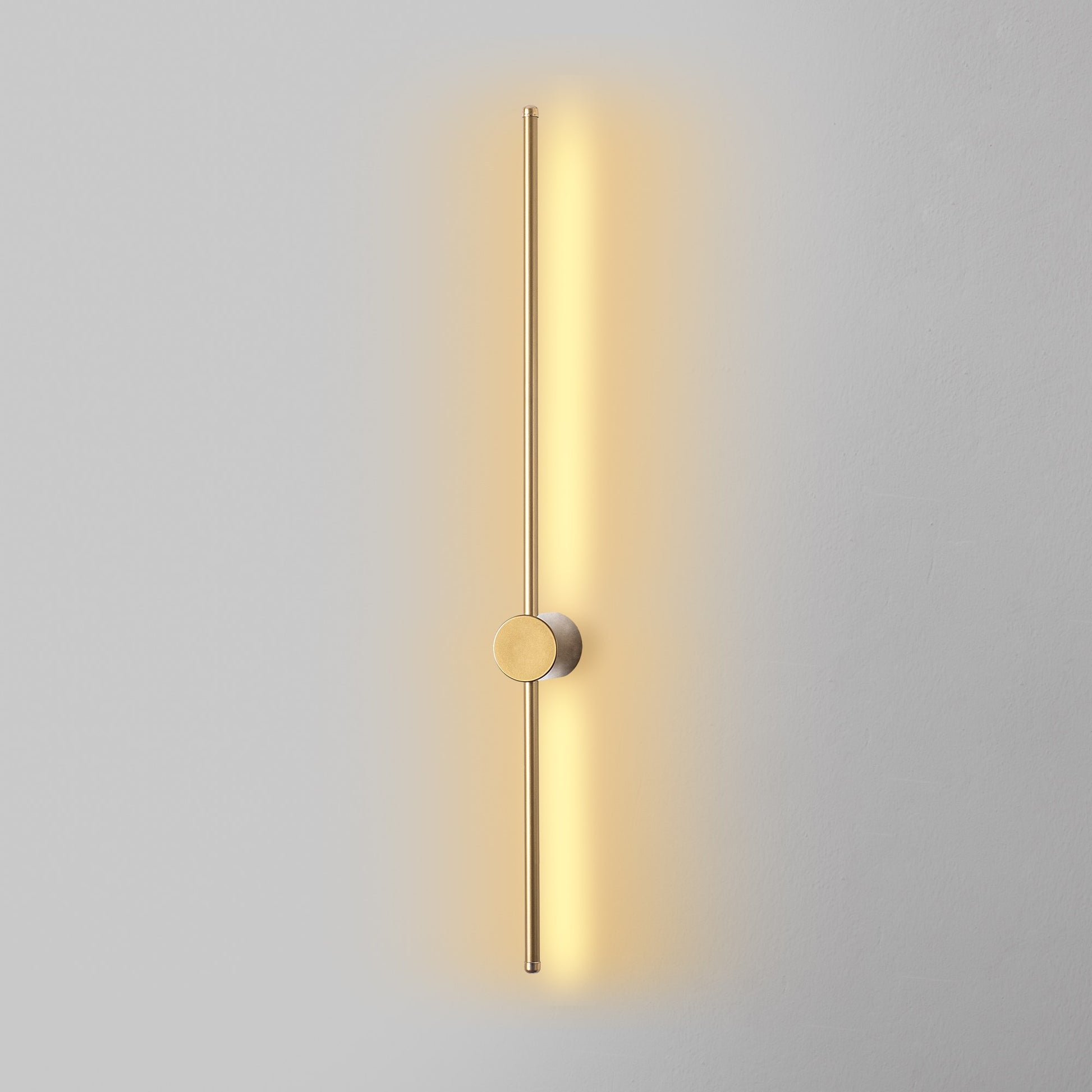Sword vägglampa