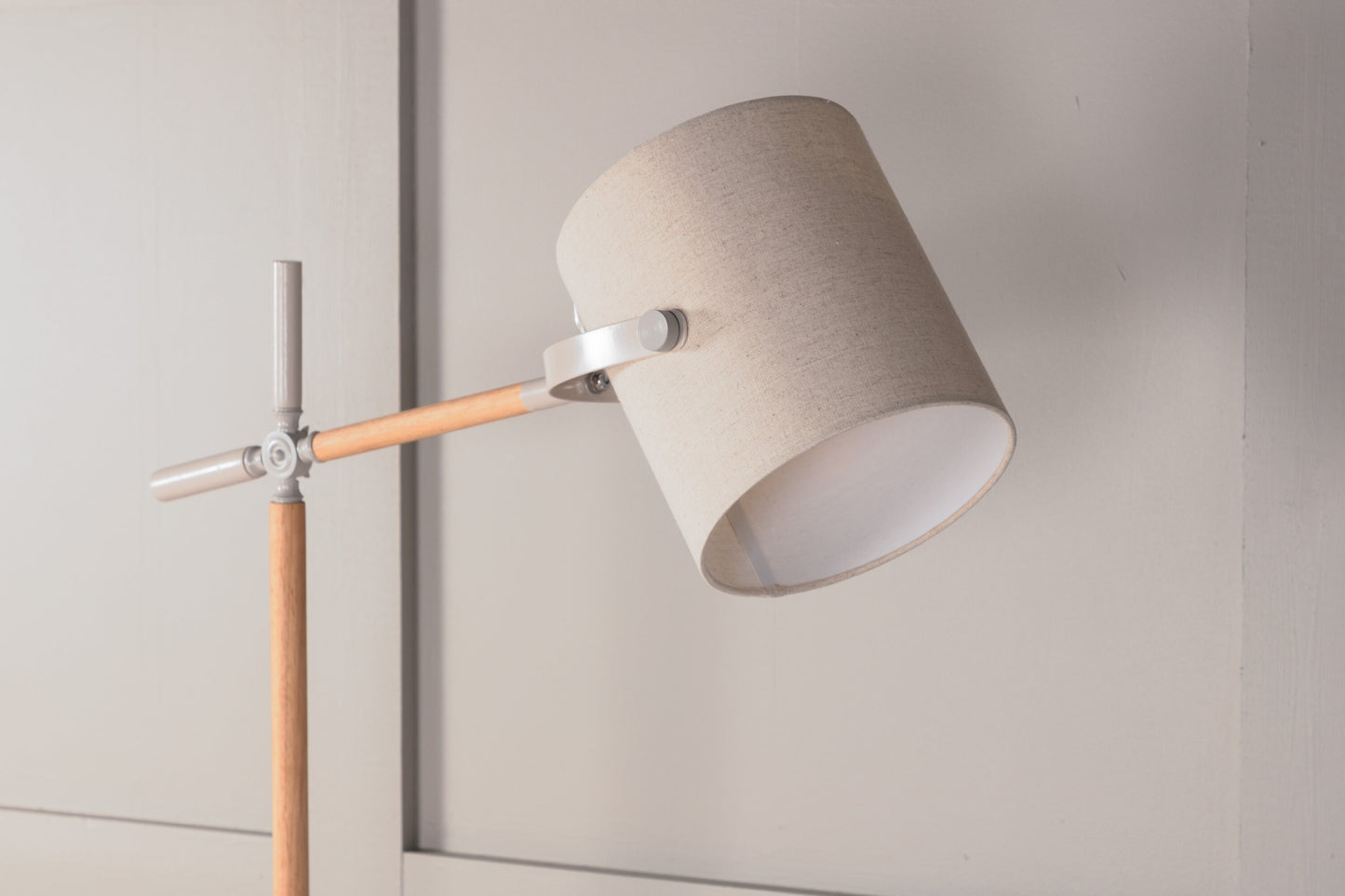 Dennis Belysning Golvlampa