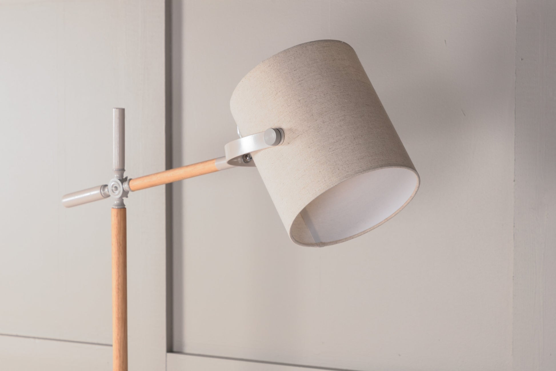 Dennis Belysning Golvlampa