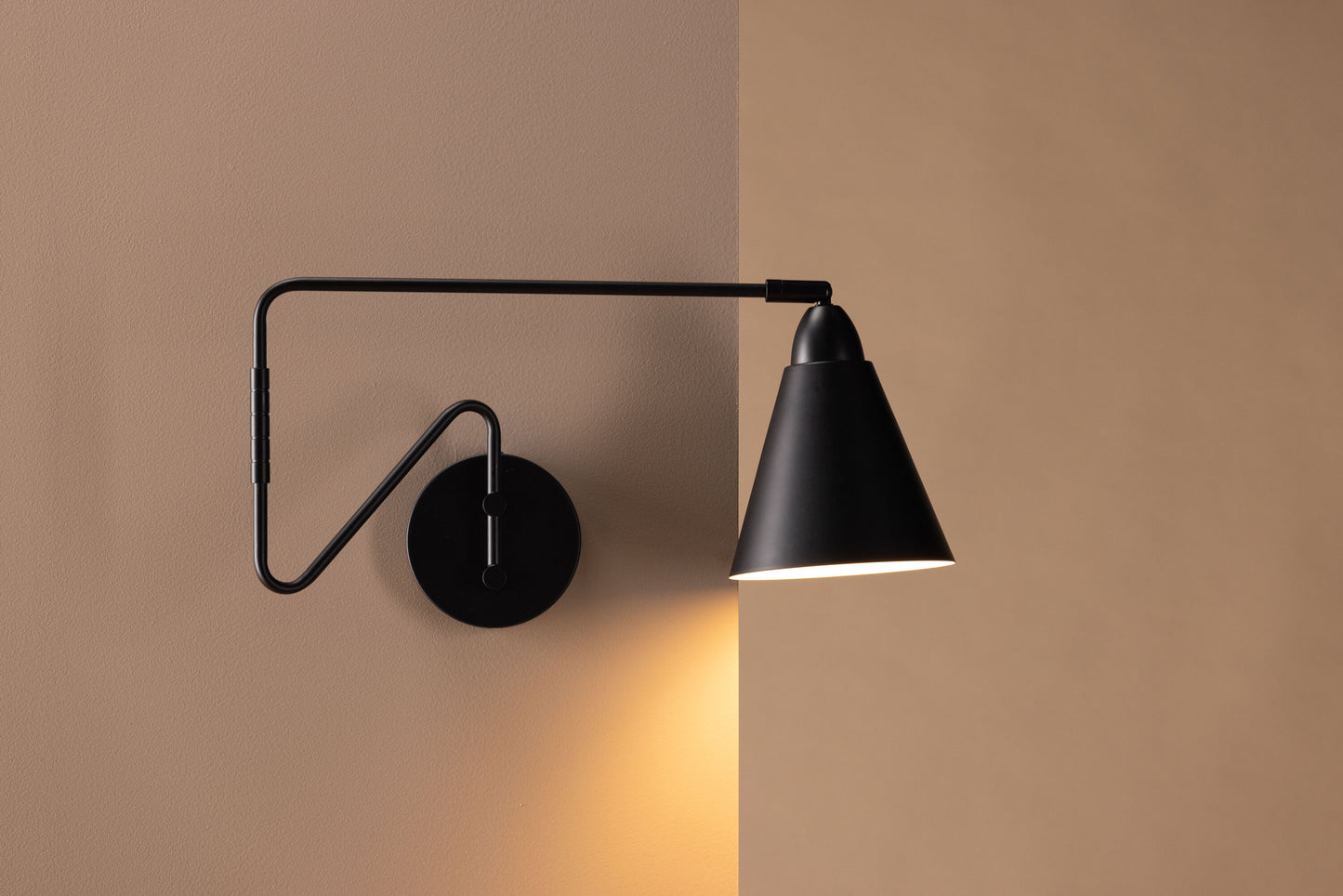 Amicola Belysning Vägglampa
