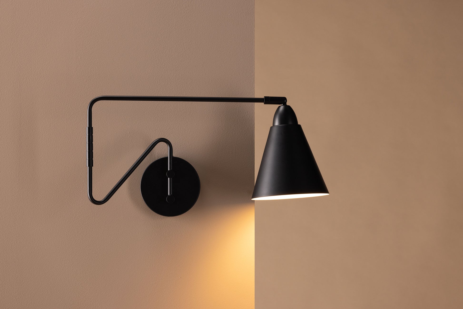 Amicola Belysning Vägglampa