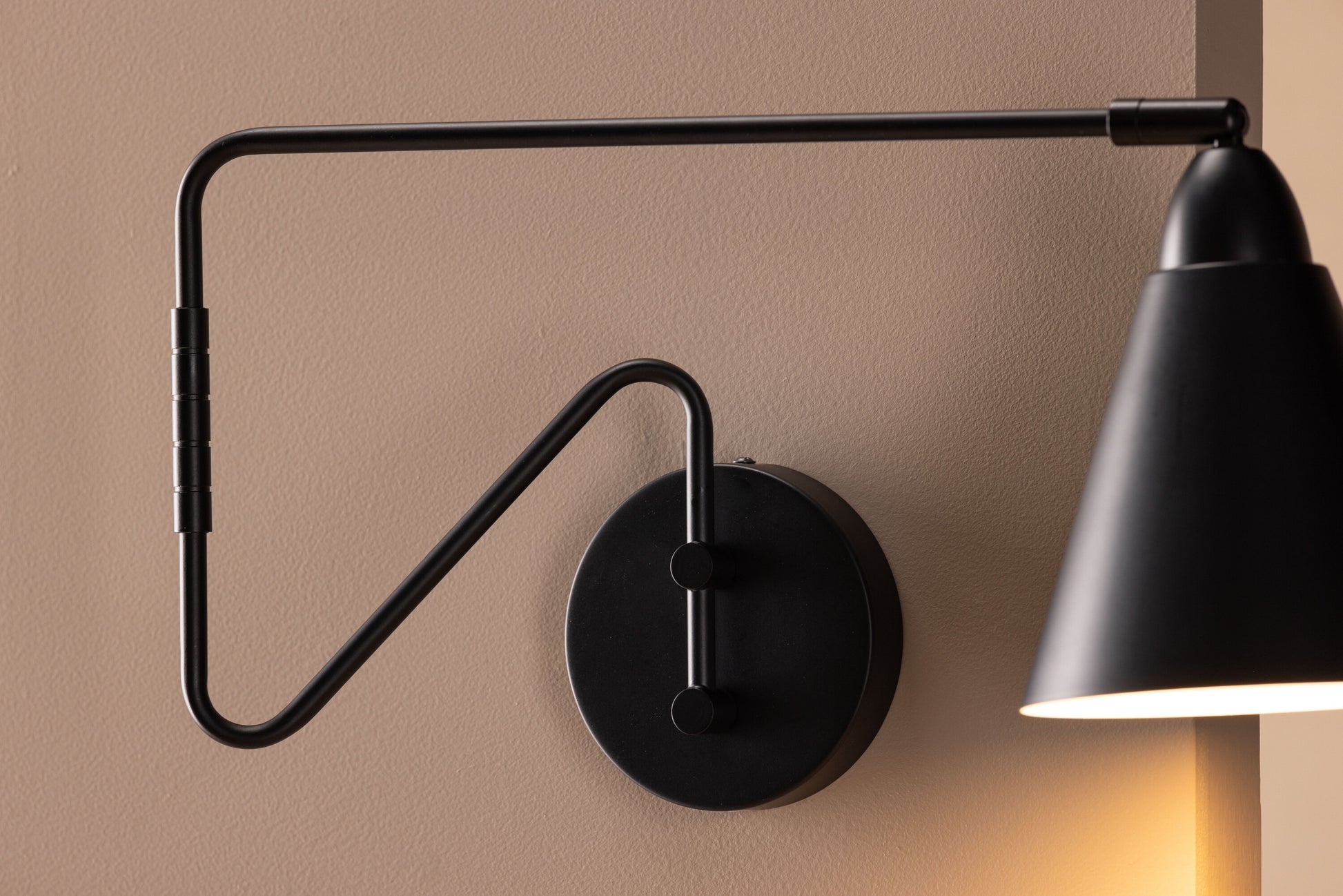 Amicola Belysning Vägglampa