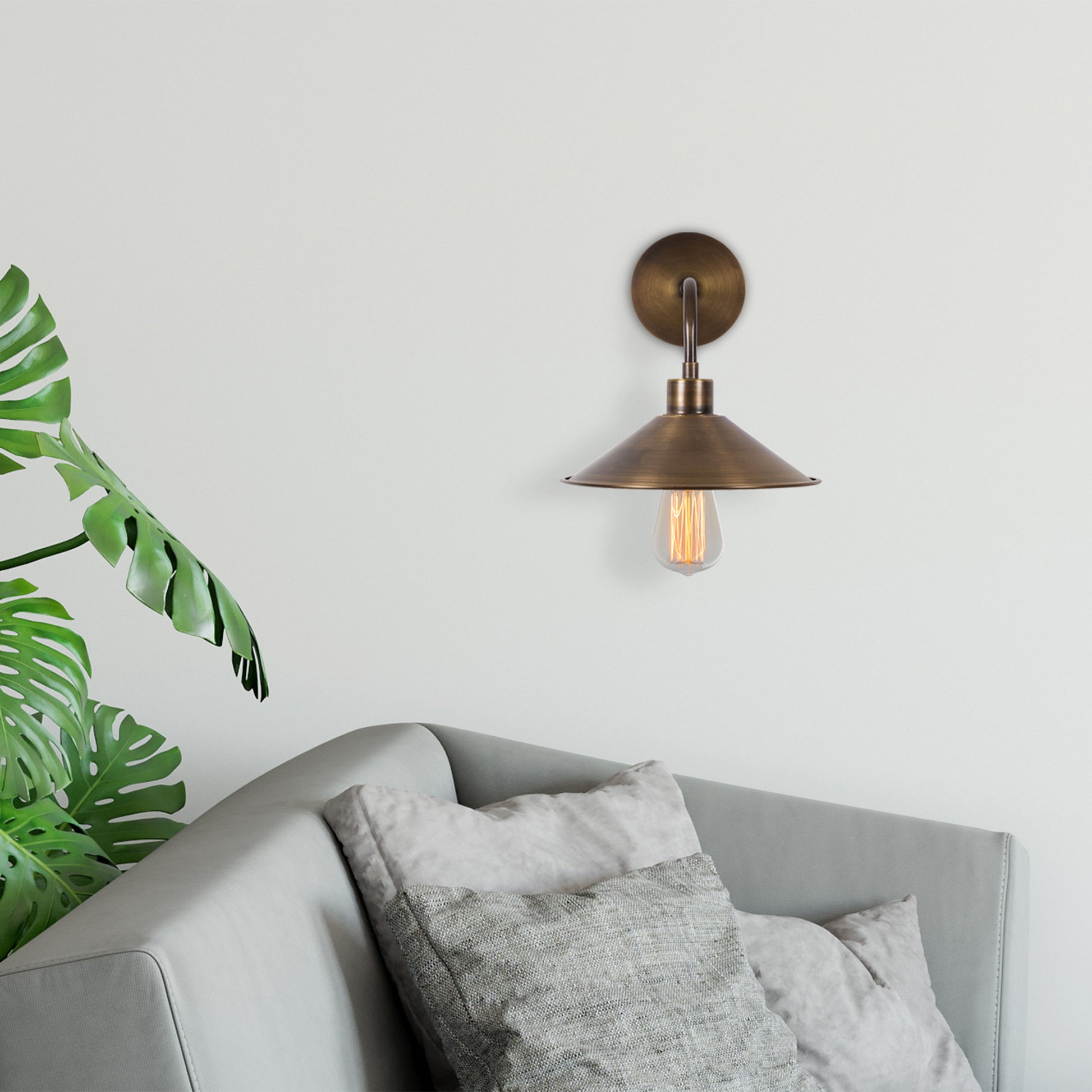 Berceste vägglampa