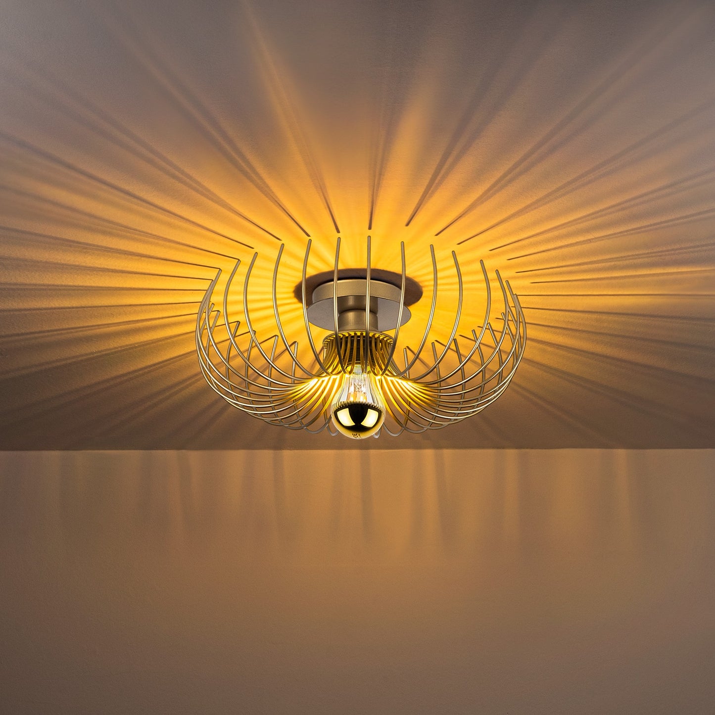 Karsortel taklampa 36 x 36 x 12 cm