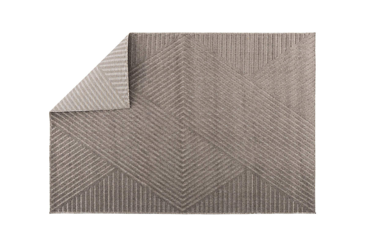 Aron Matta – 230 x 160