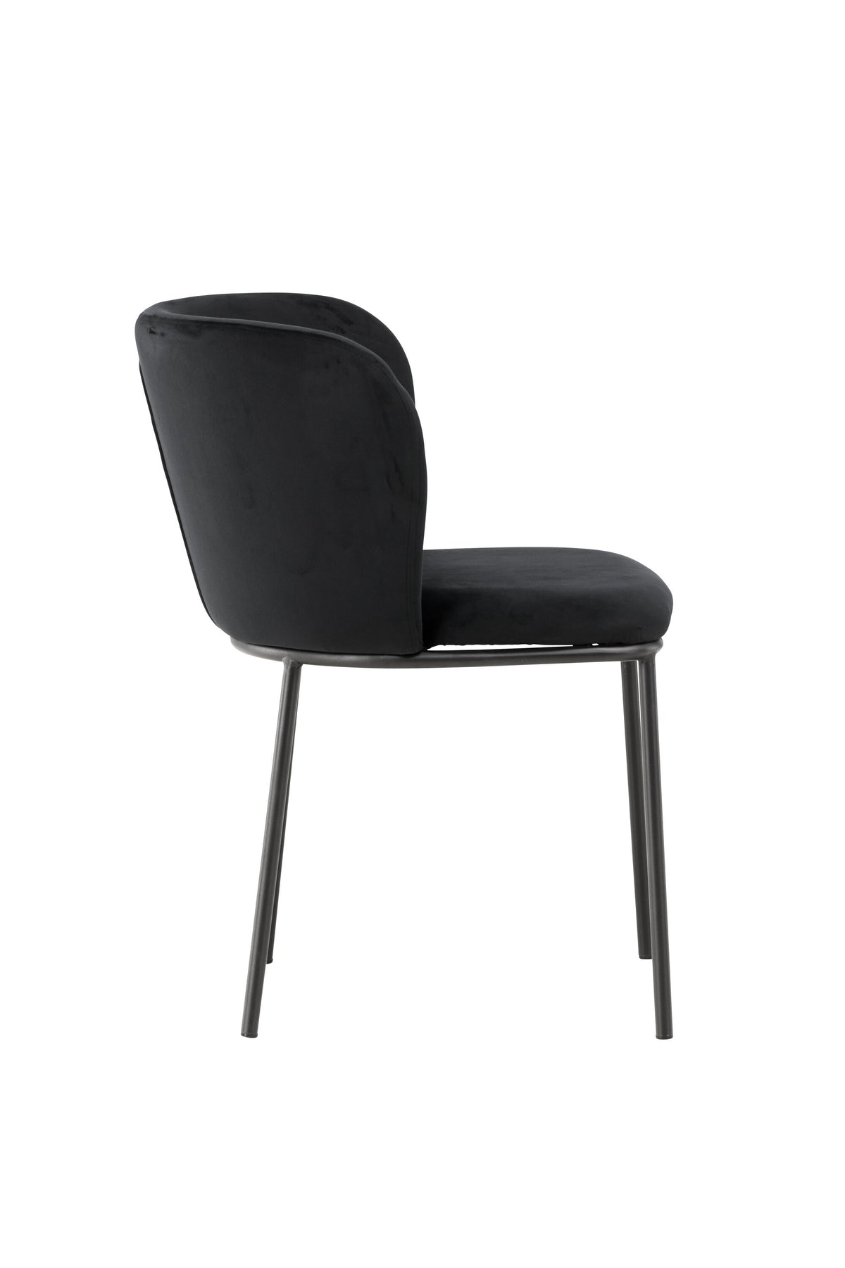 Edina Matstol – 60 x 77 x 53