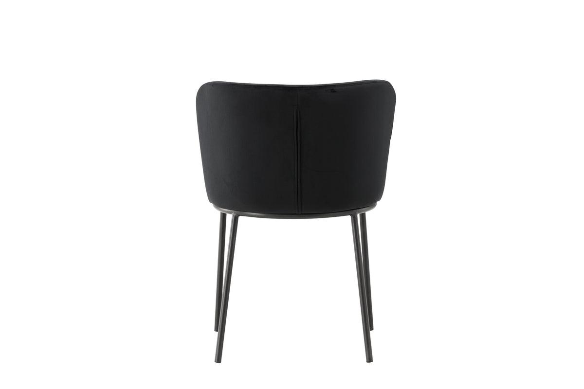 Edina Matstol – 60 x 77 x 53
