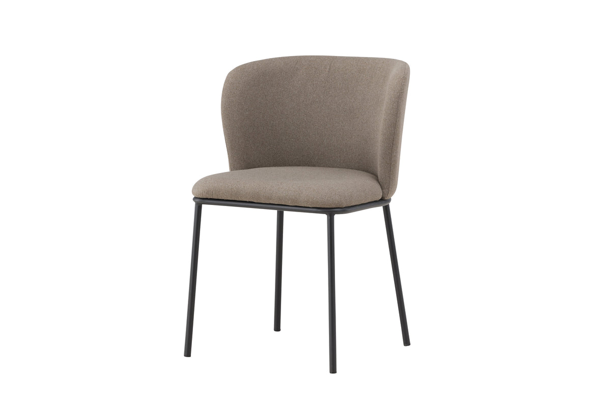 Edina Matstol – 60 x 77 x 53