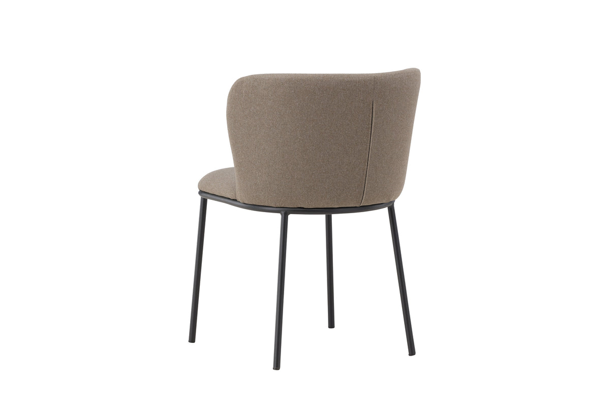 Edina Matstol – 60 x 77 x 53