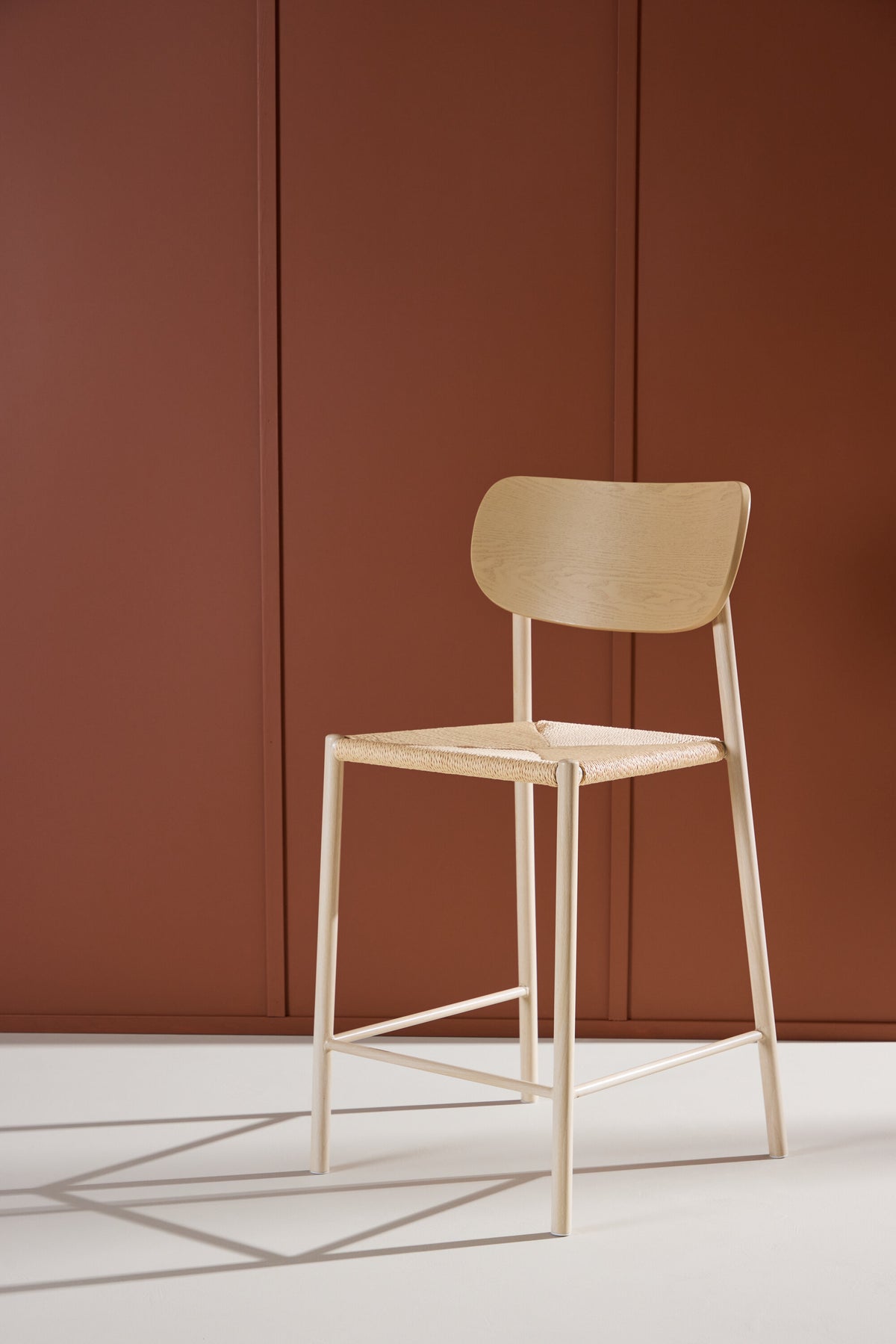 Polly Barstol – 55 x 101 x 52