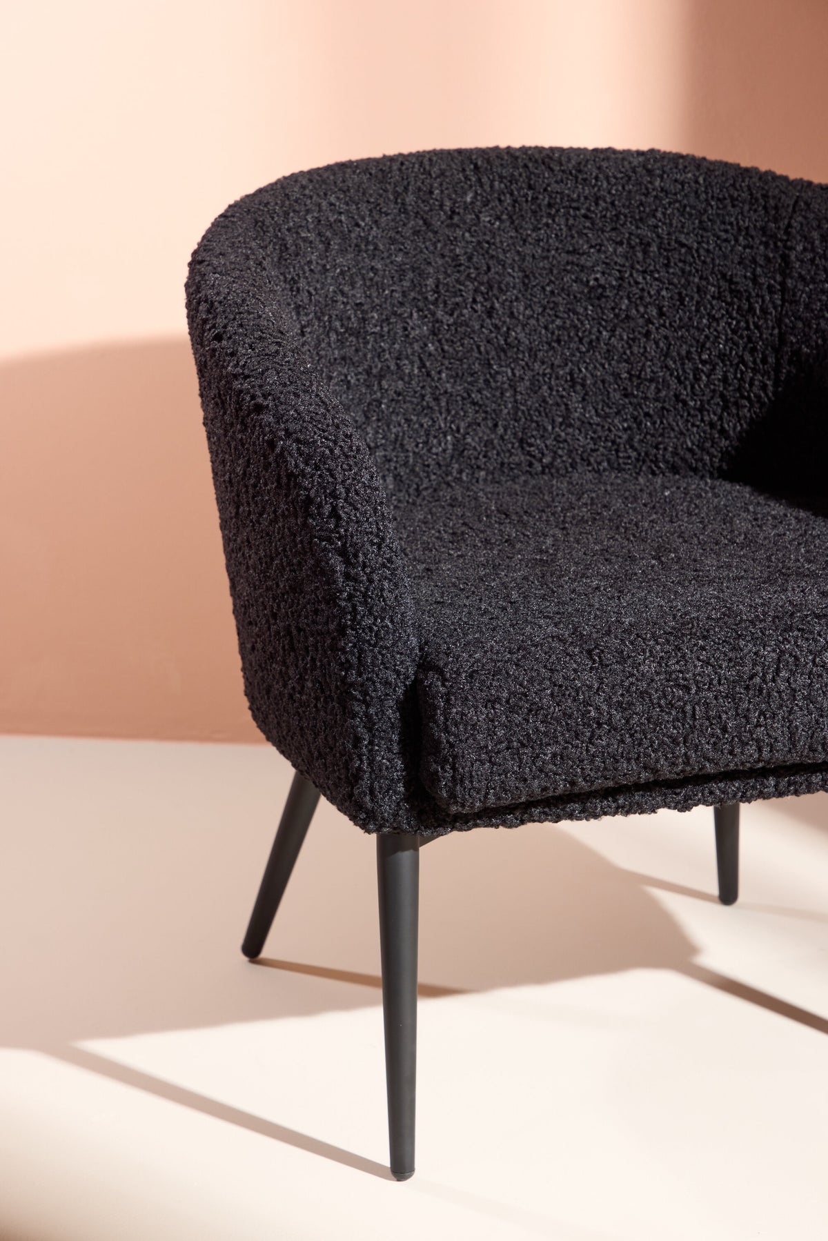 Fluffy Fåtölj – 64 x 70 x 66
