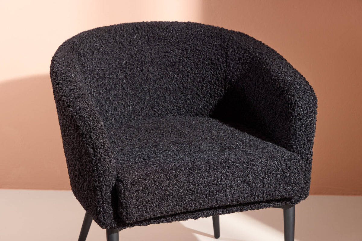 Fluffy Fåtölj – 64 x 70 x 66
