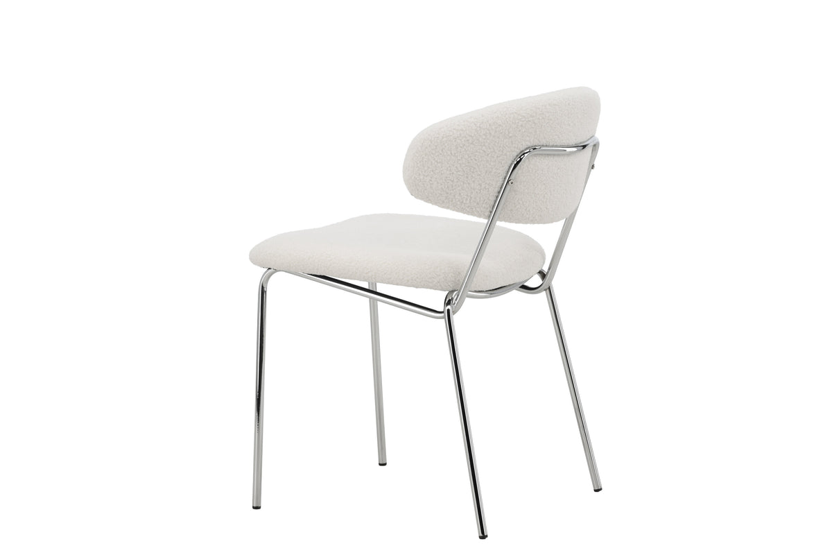 Chico Matstol – 59 x 79 x 50