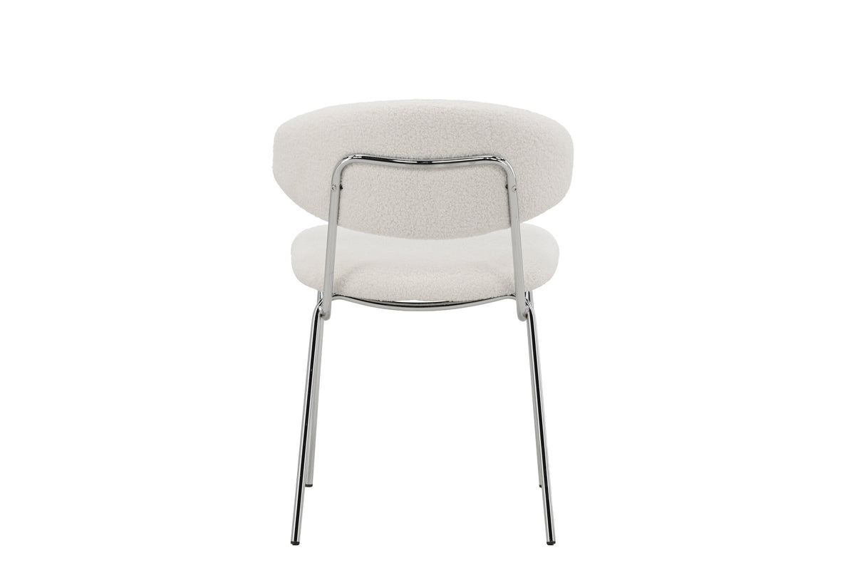 Chico Matstol – 59 x 79 x 50