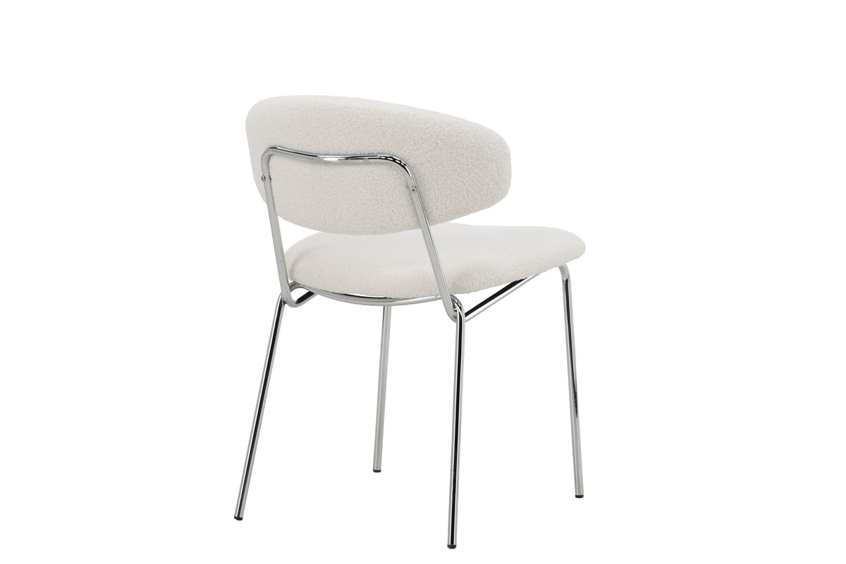 Chico Matstol – 59 x 79 x 50