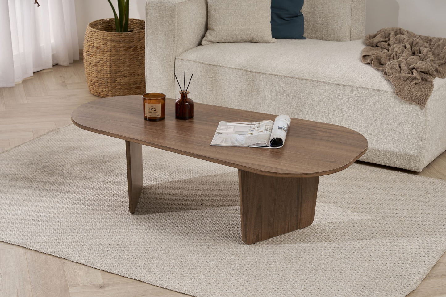 Ovalis Soffbord 130 cm - Venezia Walnut