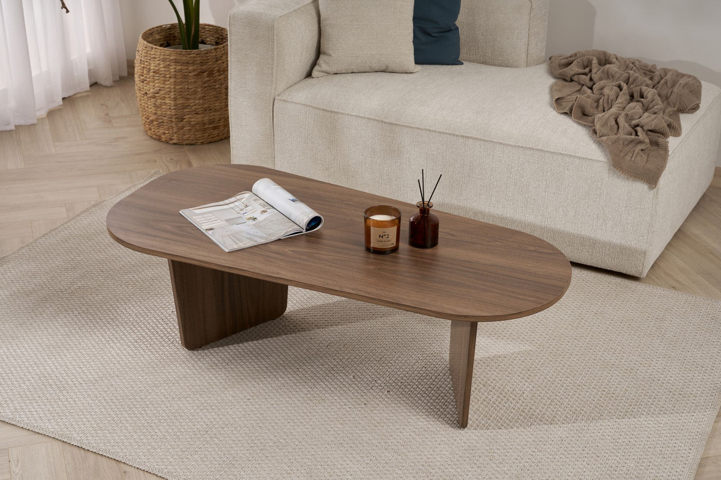 Ovalis Soffbord 130 cm - Venezia Walnut