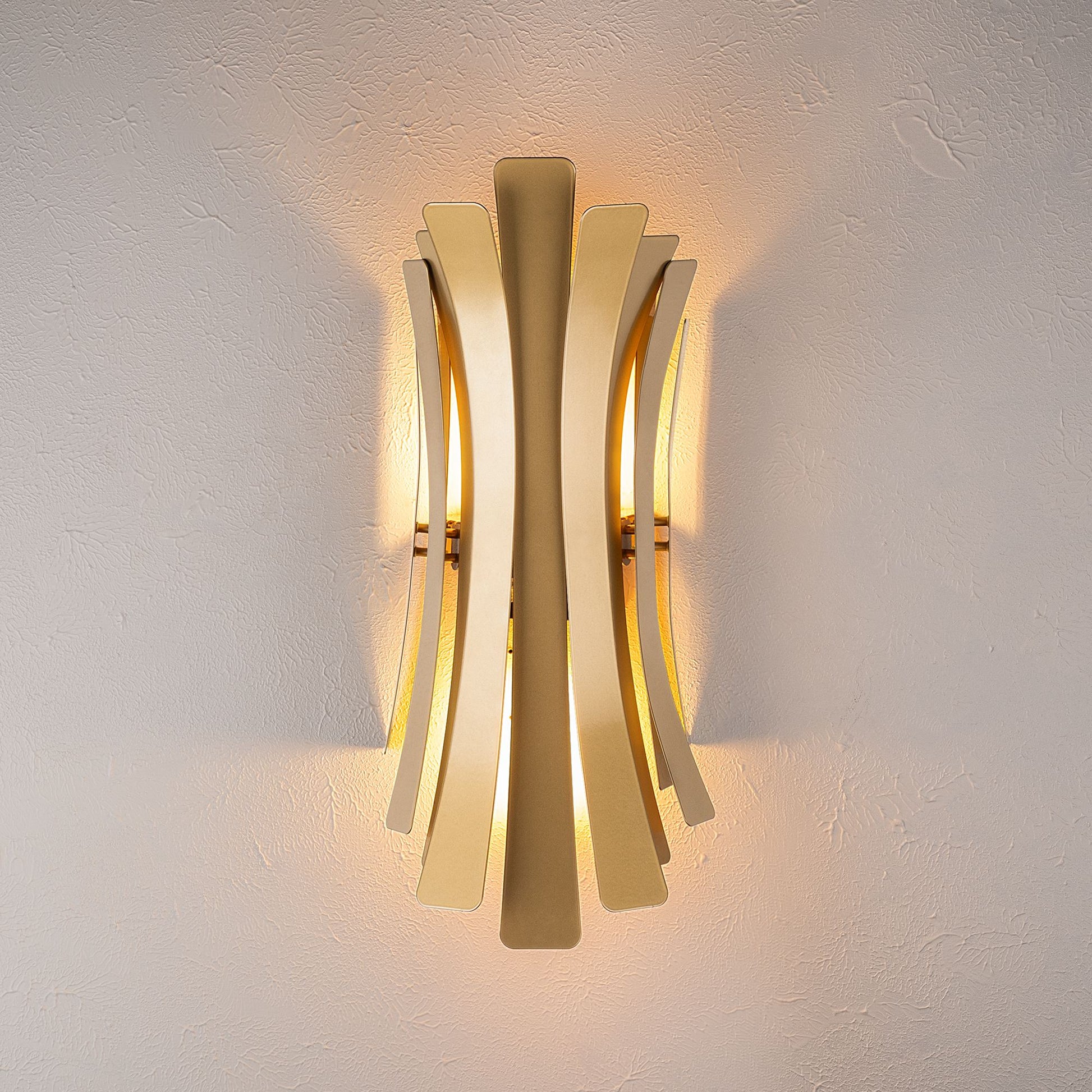 Lınea vägglampa