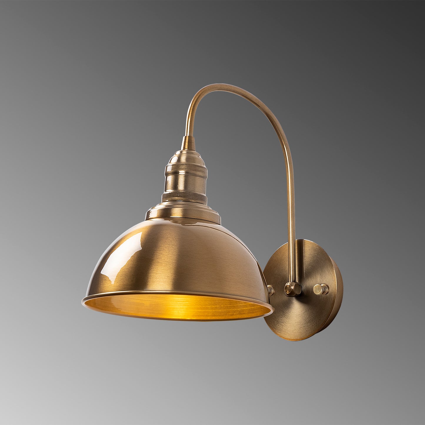 Varzan vägglampa