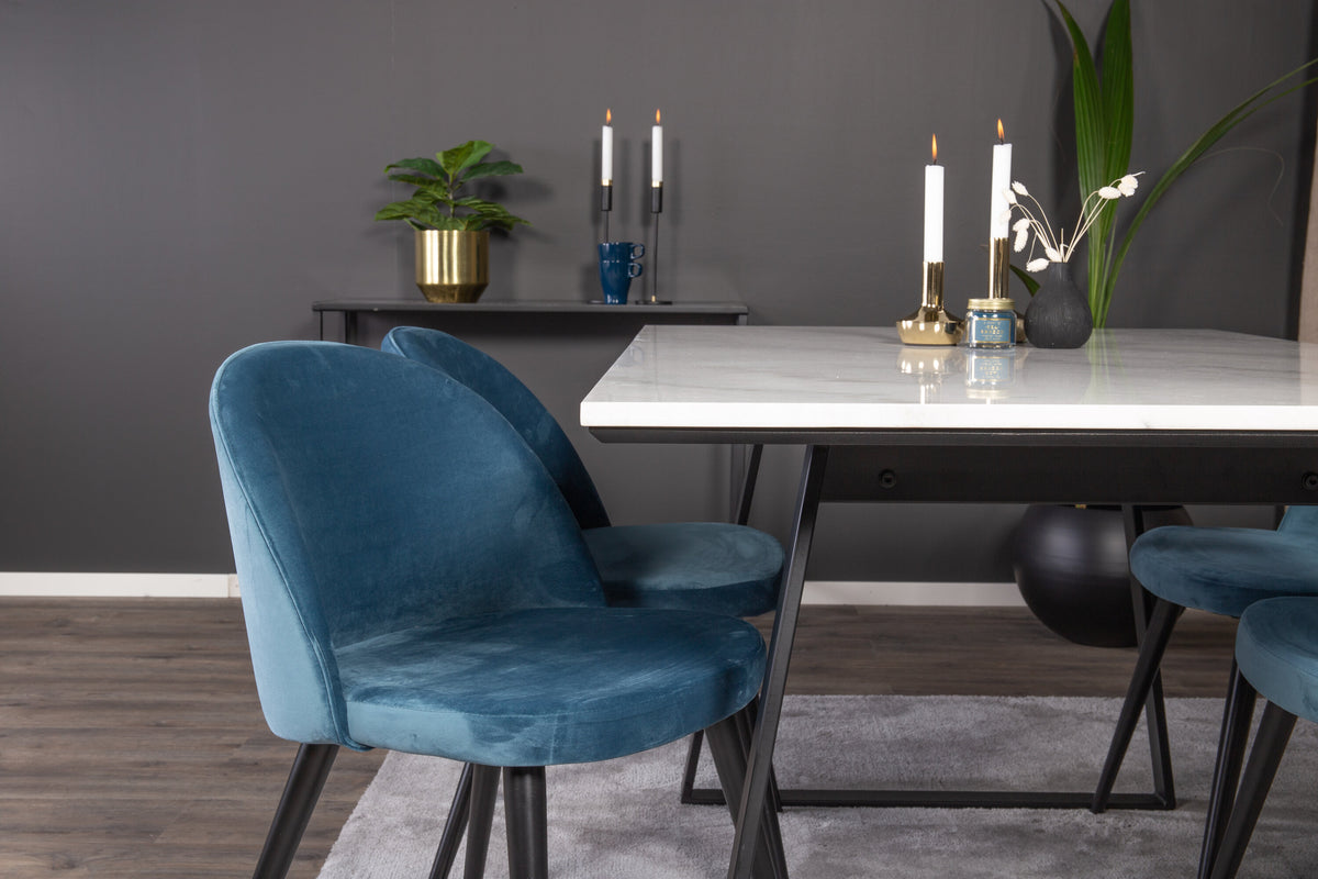Estelle Matbord med Velvet Stolarna – Bord: 74,5x140x90 Stol: 57x76,5x50