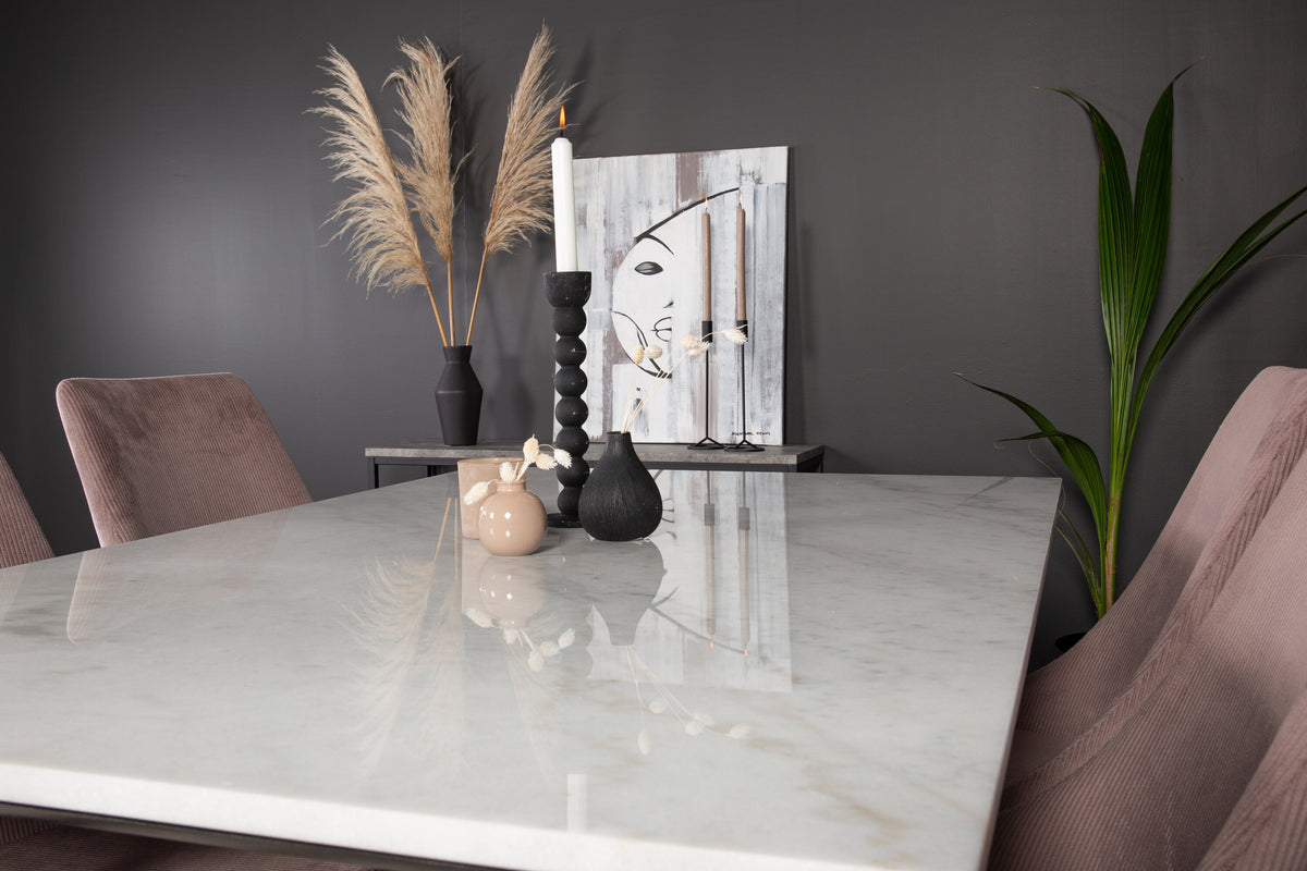 Estelle Matbord med Leone Stolarna – Bord: 74,5x140x90 Stol: 63x91x46,5