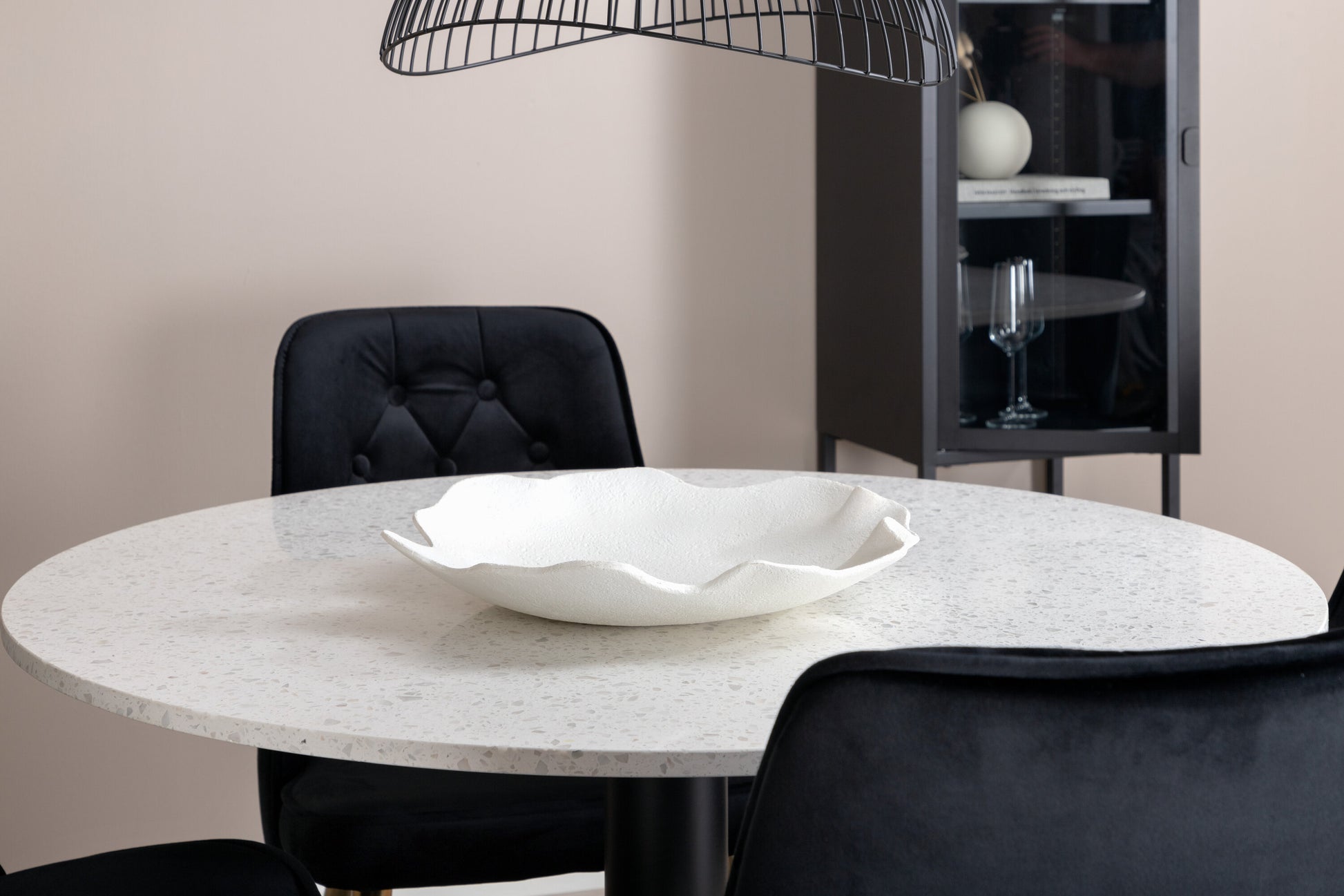 Razzia Matbord med Velvet Deluxe Stolarna Matgrupp