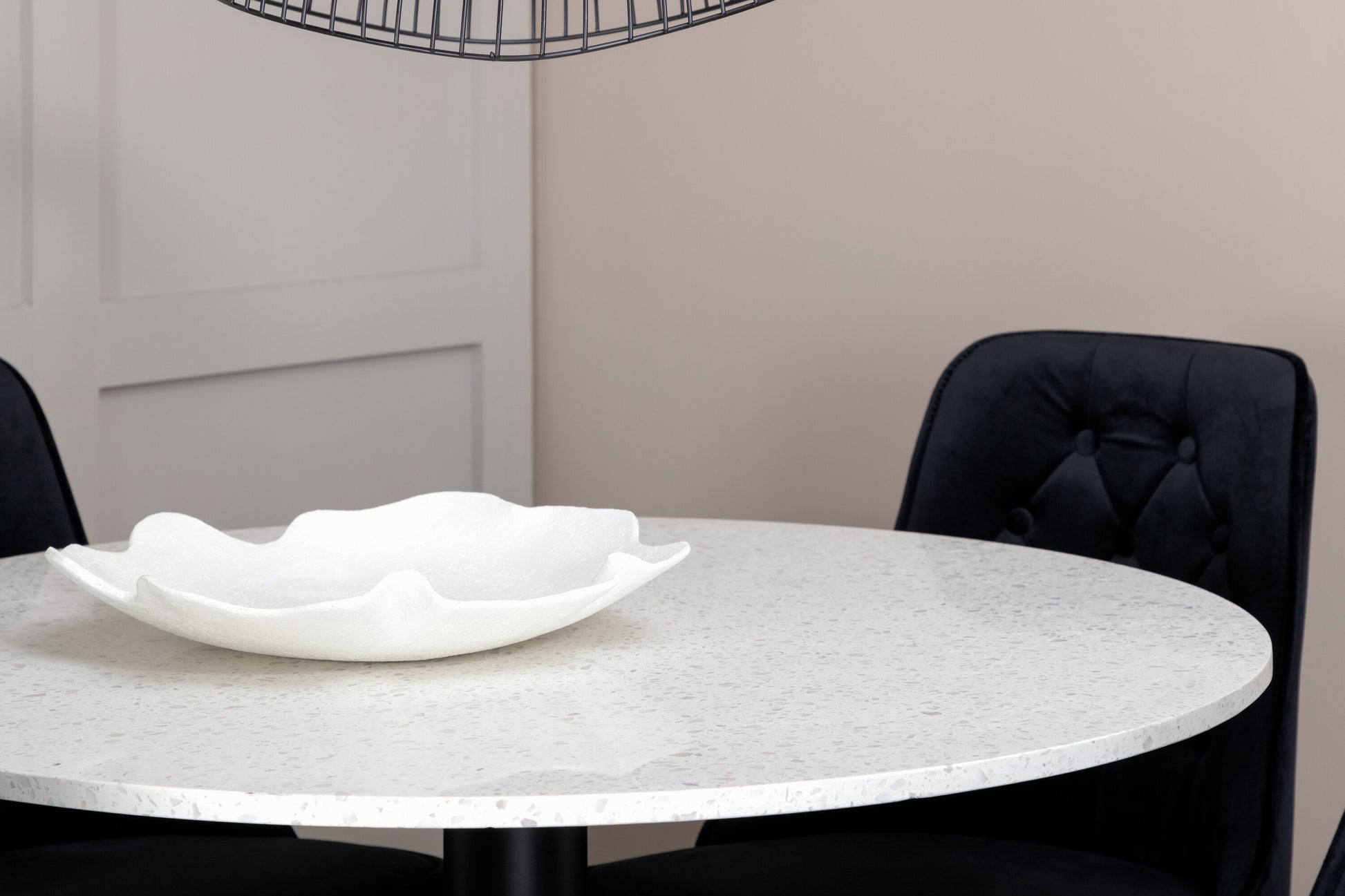 Razzia Matbord med Velvet Deluxe Stolarna Matgrupp