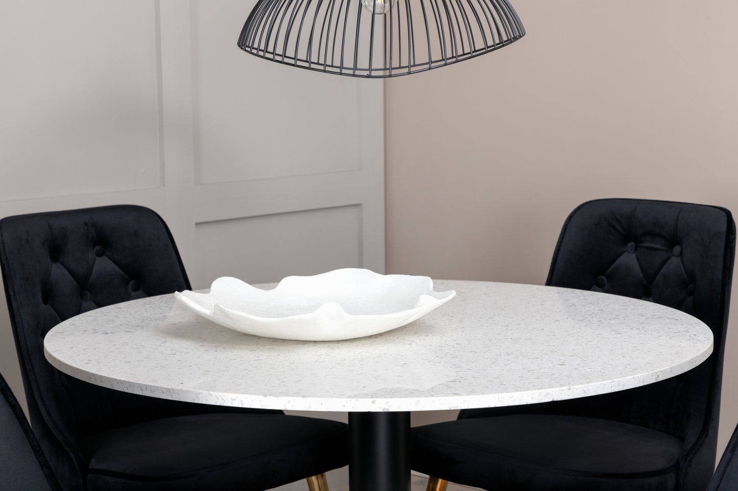 Razzia Matbord med Velvet Deluxe Stolarna Matgrupp
