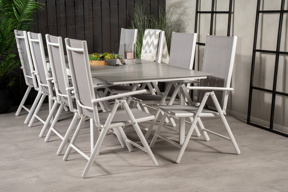 Levels Matbord med Break Stolarna – Bord: 75x160x100 Stol: 62x107,5x55
