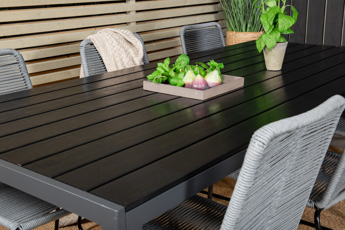 Break Matbord med Lindos Stolarna – Bord: 74x205x90 Stol: 59x85,5x59
