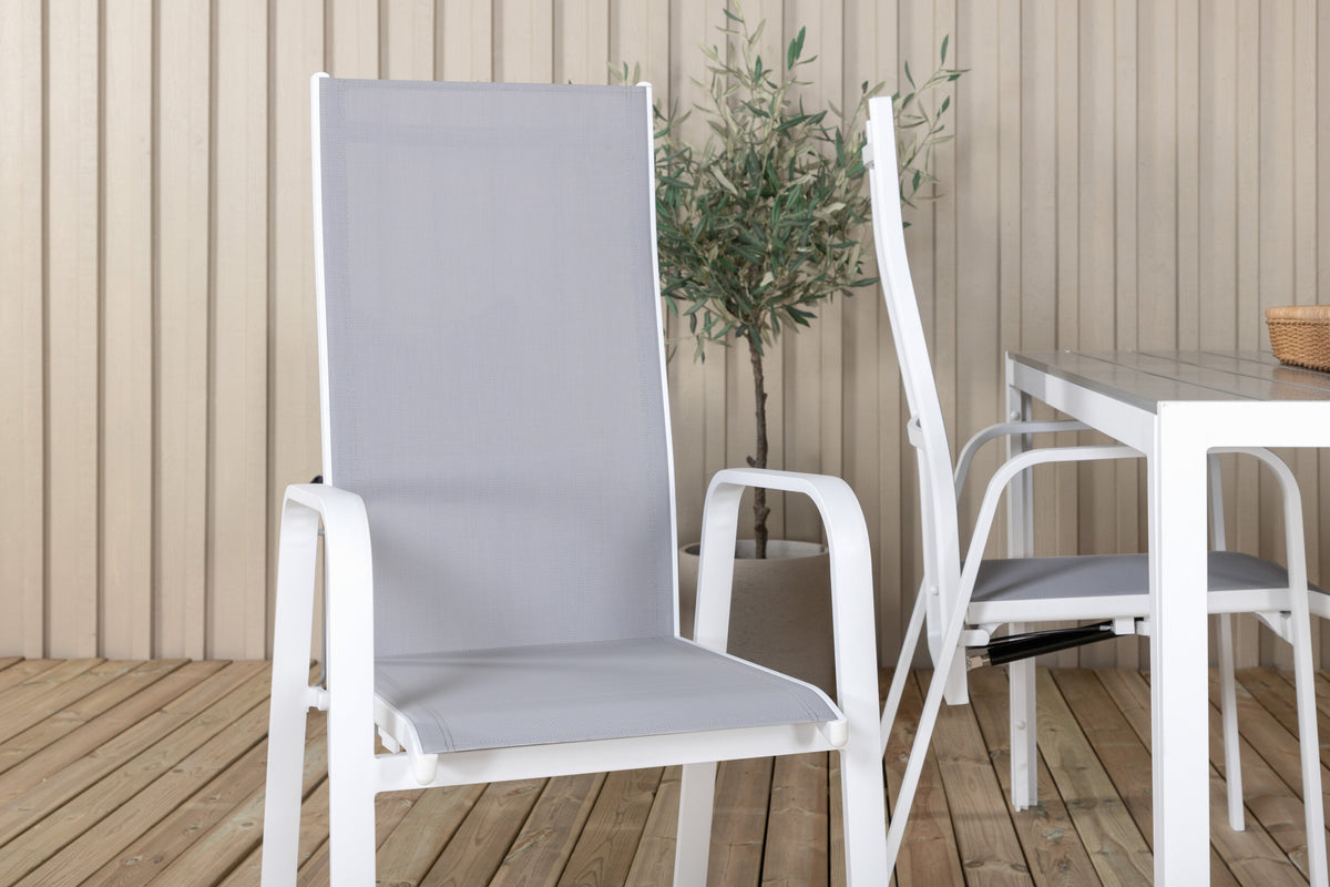 Break Matbord med Copacabana Stolarna – Bord: 74x150x90 Stol: 65x110x56,5