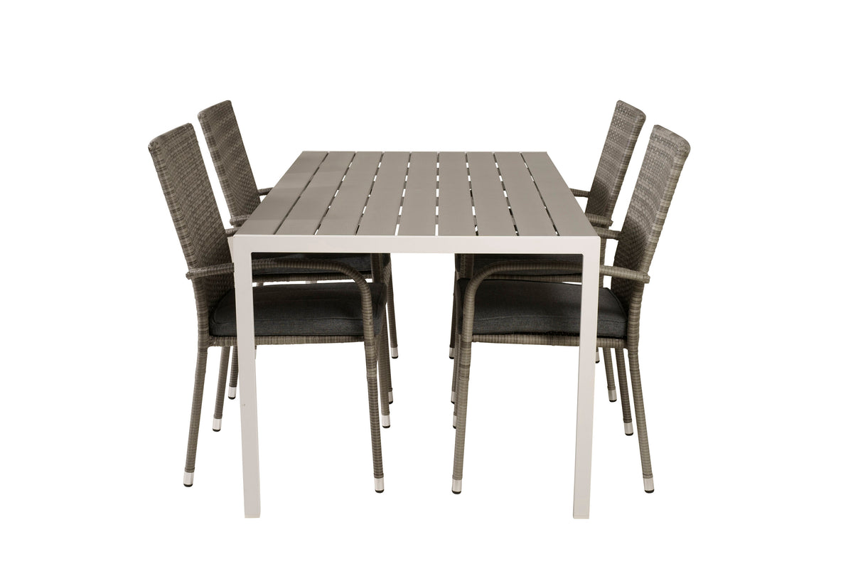Break Matbord med Anna Stolarna – Bord: 74x150x90 Stol: 62x96x55