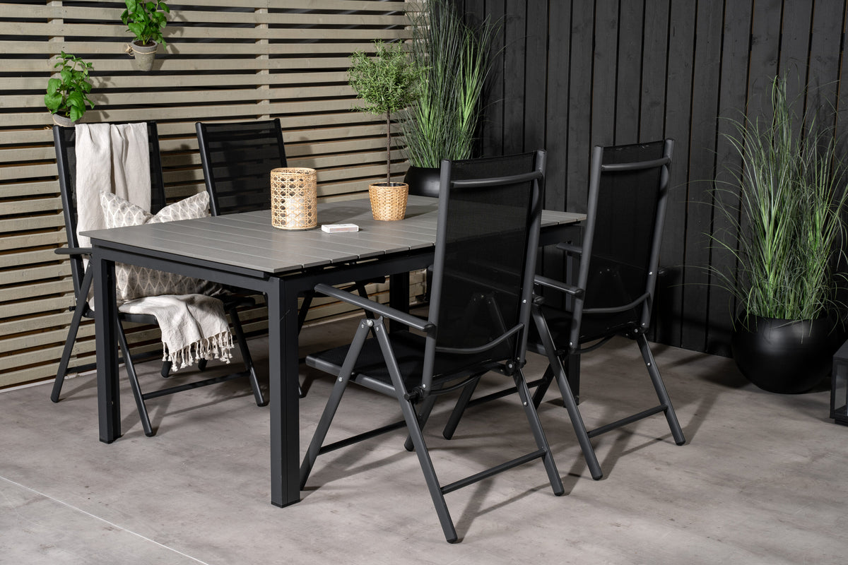 Levels Matbord med Break Stolarna – Bord: 75x160x100 Stol: 62x107,5x55
