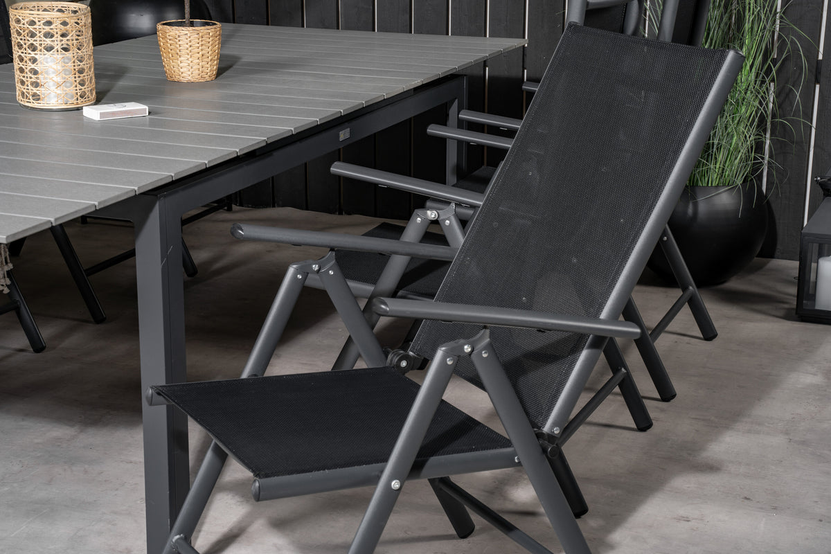 Levels Matbord med Break Stolarna – Bord: 75x160x100 Stol: 62x107,5x55