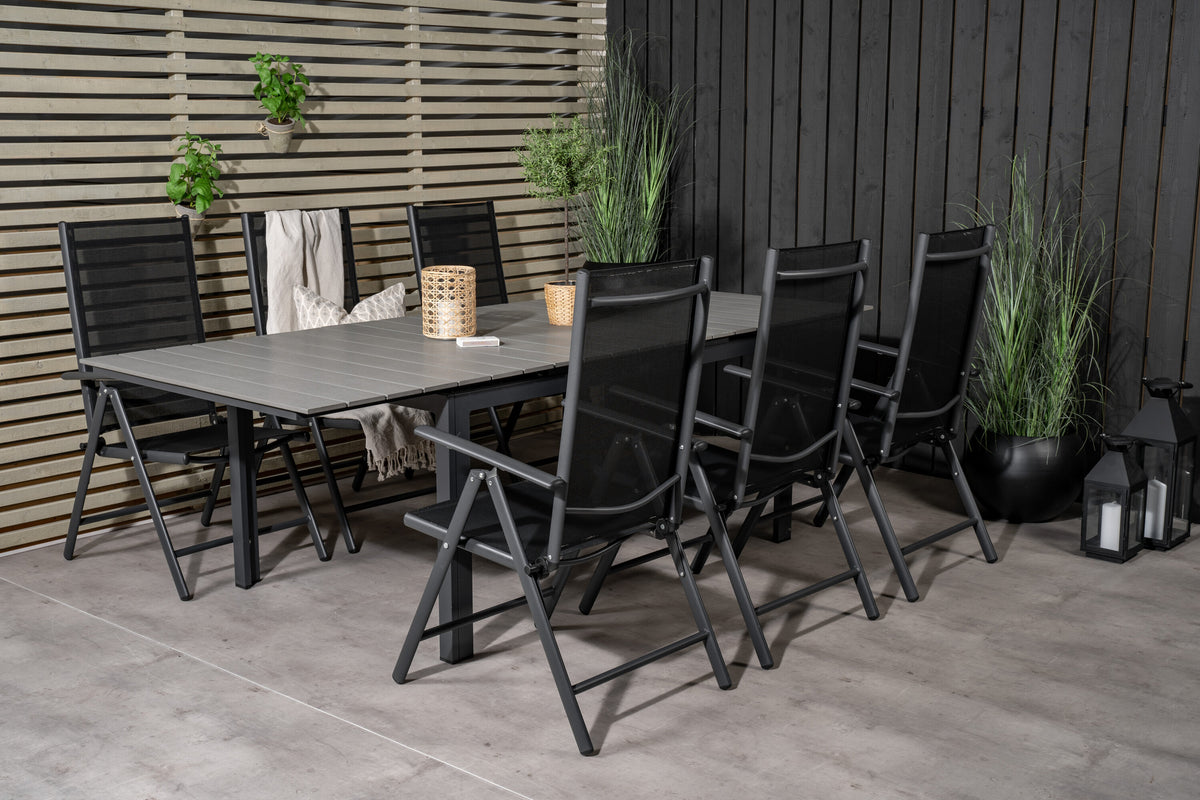 Levels Matbord med Break Stolarna – Bord: 75x160x100 Stol: 62x107,5x55