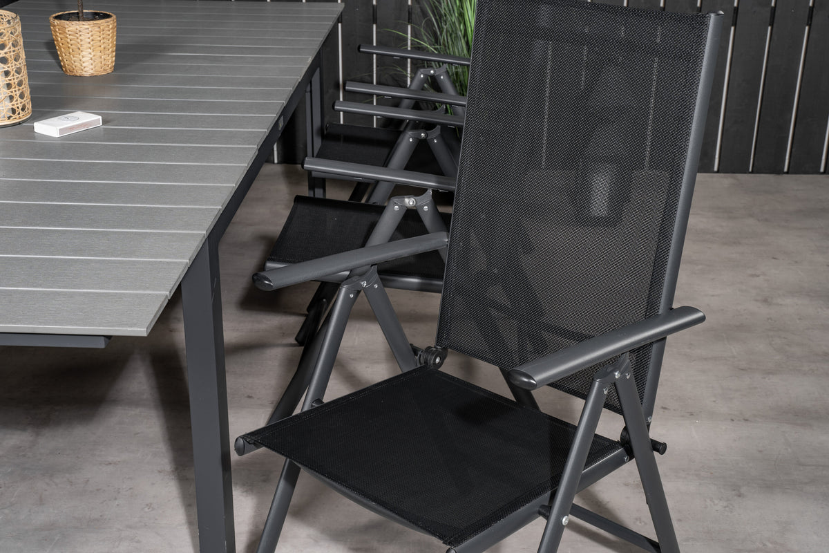 Levels Matbord med Break Stolarna – Bord: 75x160x100 Stol: 62x107,5x55