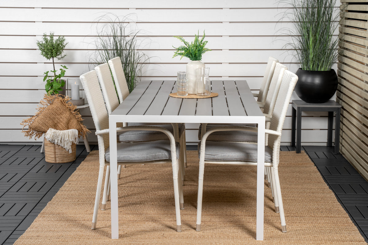 Break Matbord med Anna Stolarna – Bord: 74x205x90 Stol: 62x96x55