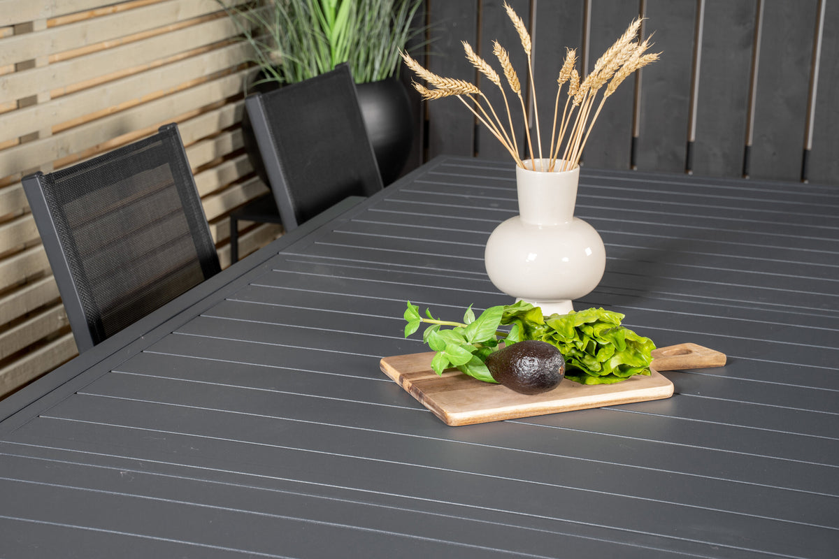 Marbella Matbord med Parma Stolarna – Aluminium
