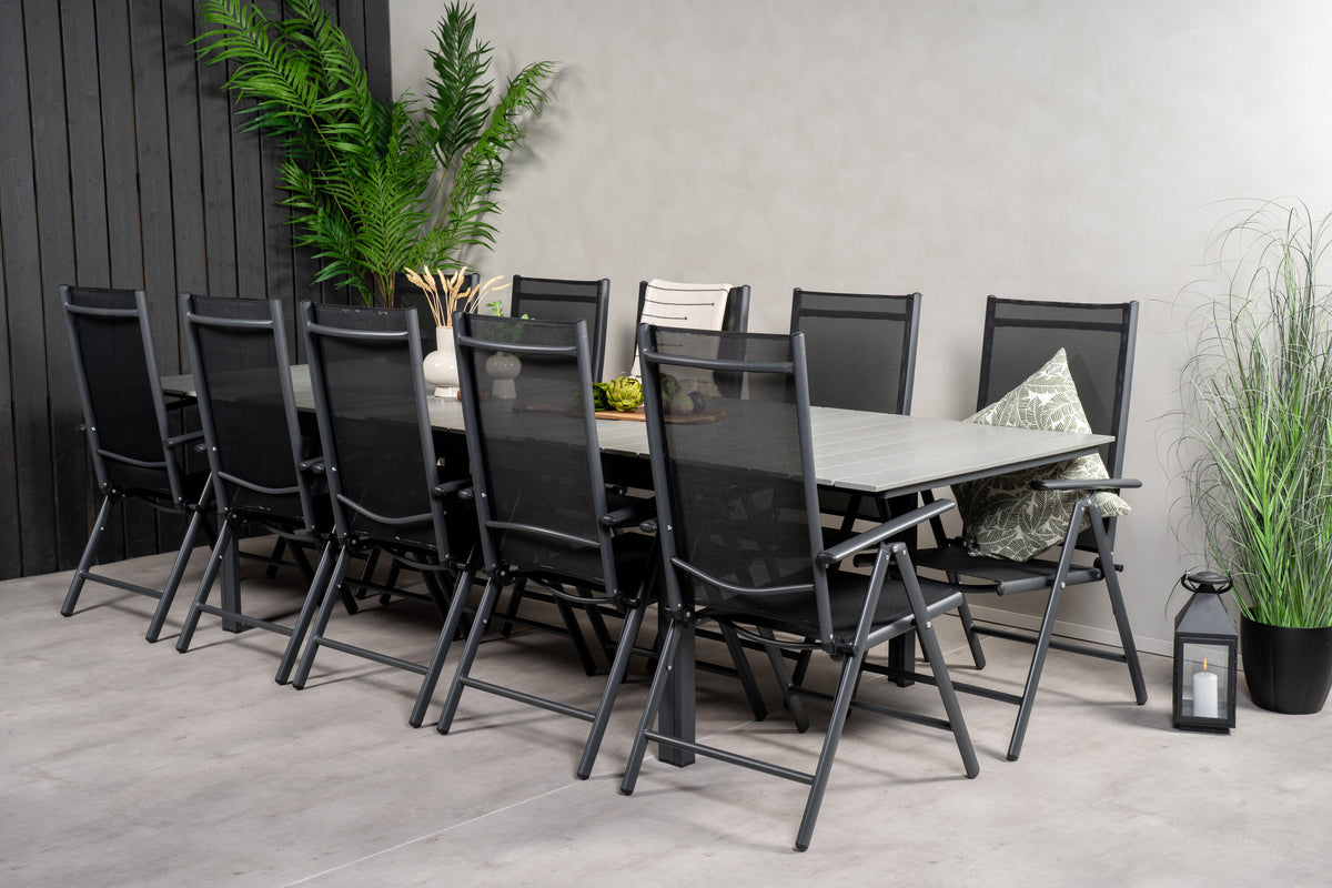 Levels Matbord med Break Stolarna – Bord: 75x224x100 Stol: 62x107,5x55