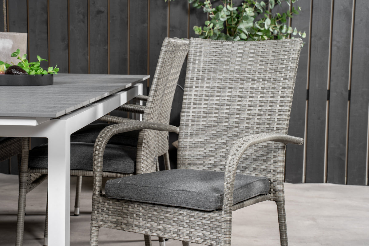Levels Matbord med Anna Stolarna – Bord: 76x224x100 Stol: 62x96x55
