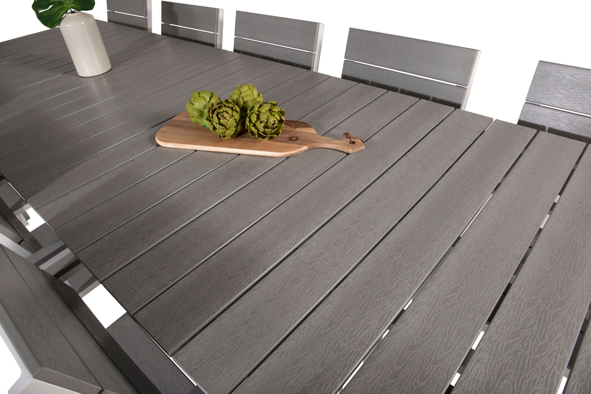 Levels Matbord med Levels Stolarna – Bord: 74x229x100 Stol: 59x89x57