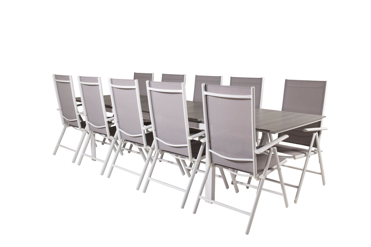 Levels Matbord med Break Stolarna – Bord: 74x229x100 Stol: 62x107,5x55