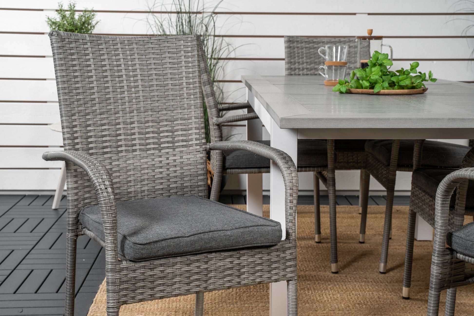 Albany Matbord med Anna Stolarna Matgrupp