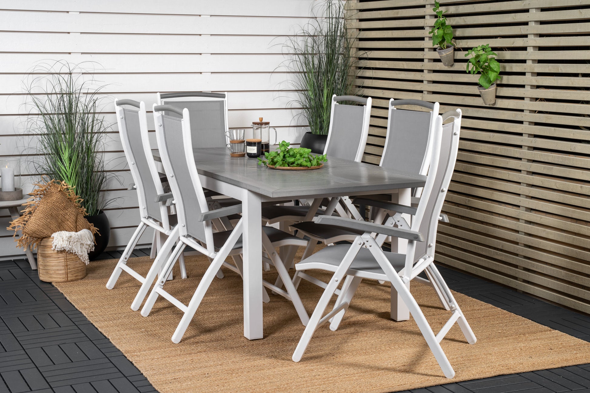 Albany Matbord med Albany Stolarna Matgrupp