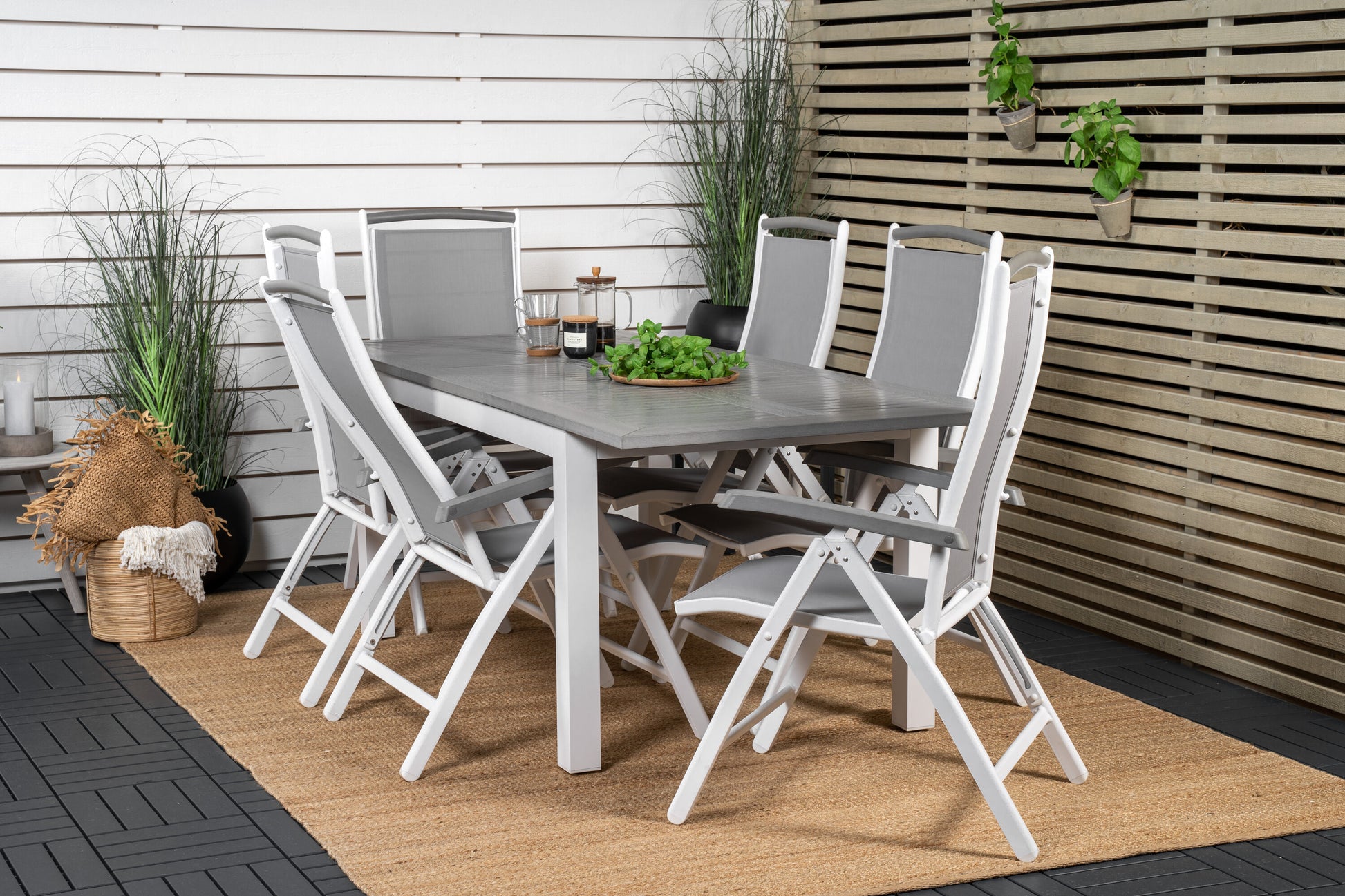 Albany Matbord med Albany Stolarna Matgrupp