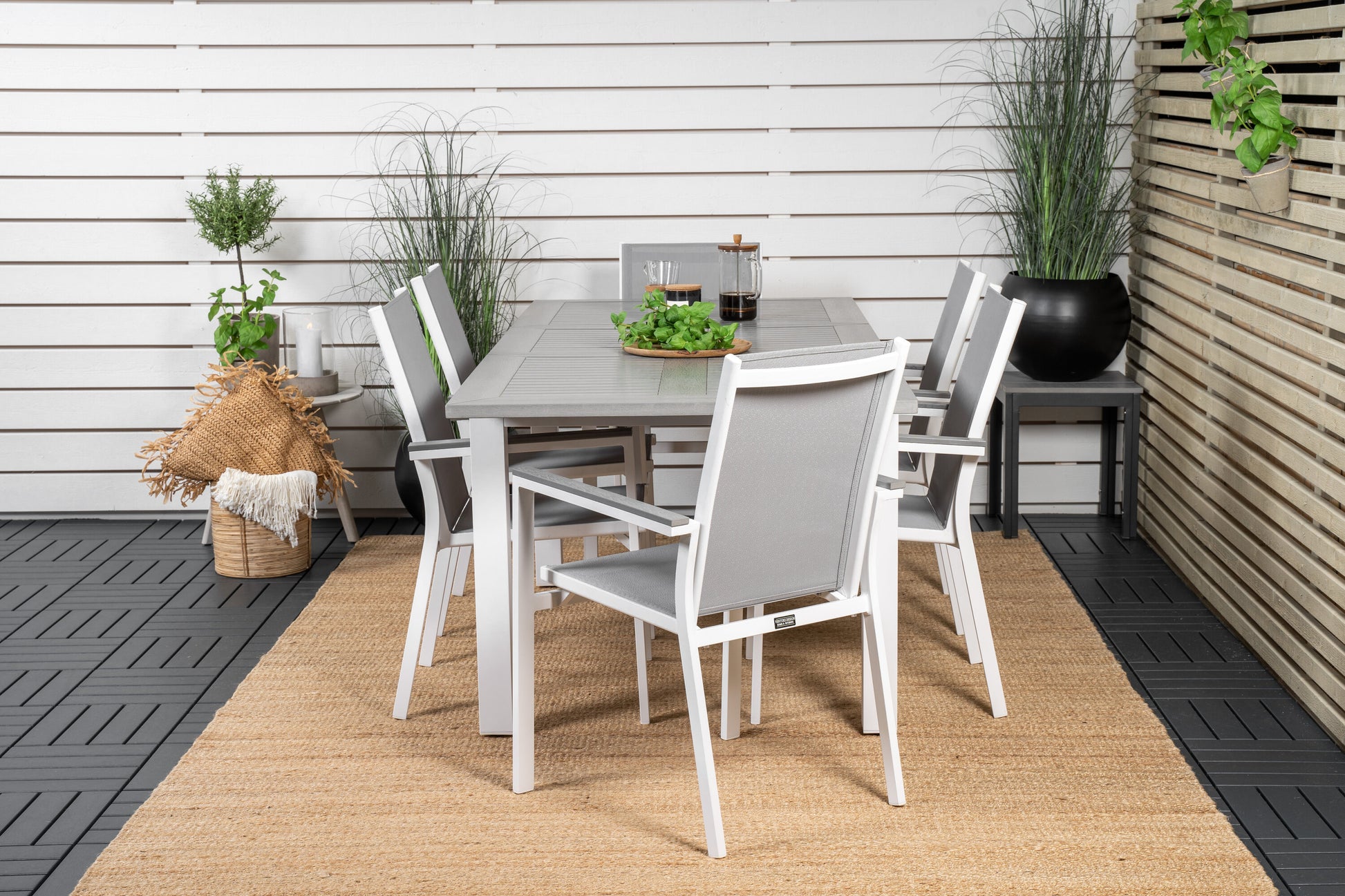 Albany Matbord med Parma Stolarna Matgrupp