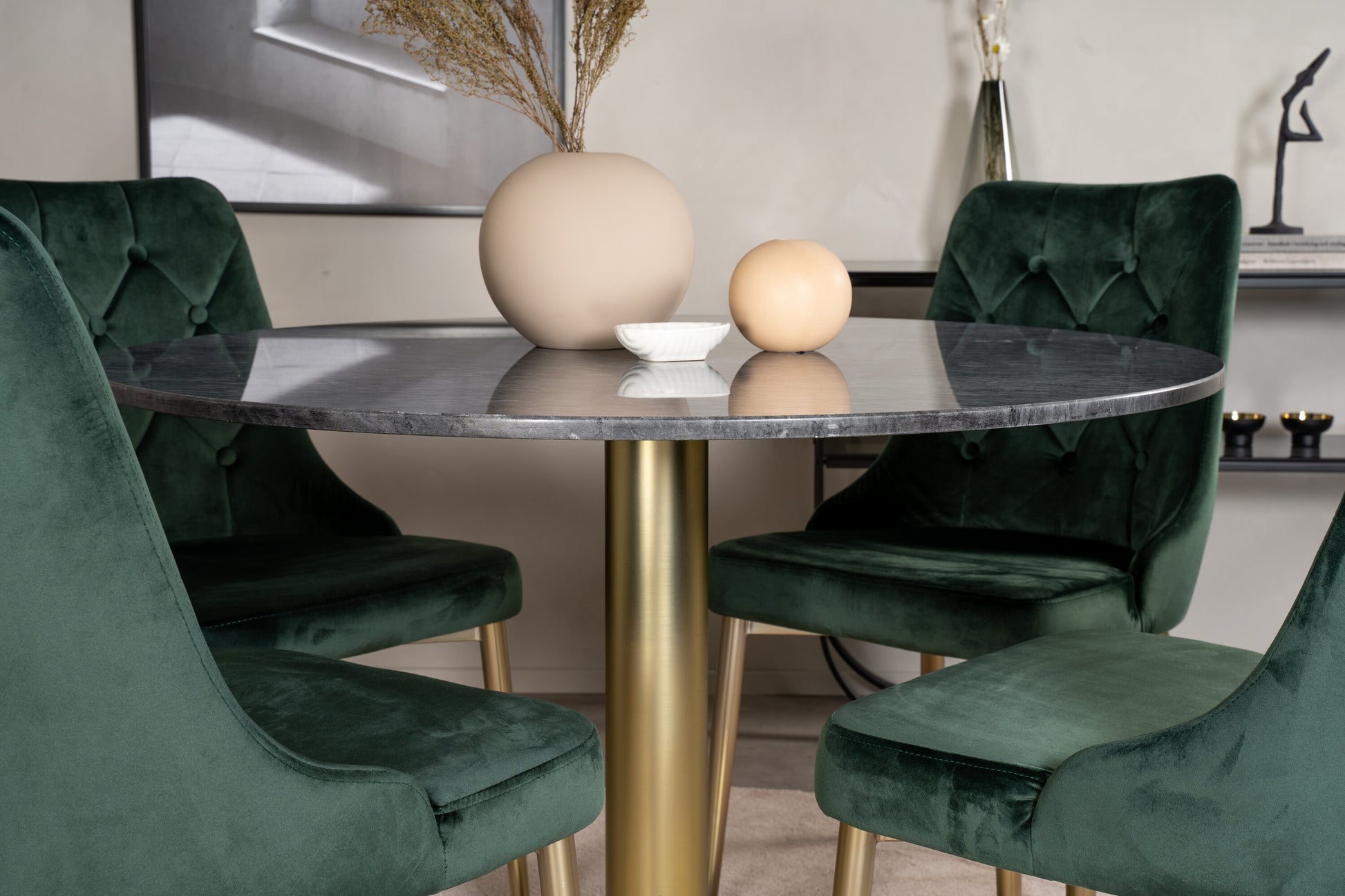 Estelle Matbord med Velvet Deluxe Stolarna Matgrupp